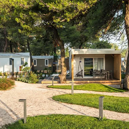 Falkensteiner Premium Mobile Homes And Prázdninový areál