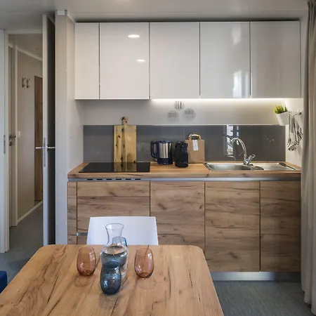 Falkensteiner Premium Mobile Homes And База отдыха Задар