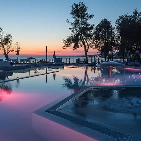 База отдыха Falkensteiner Premium Mobile Homes And Задар