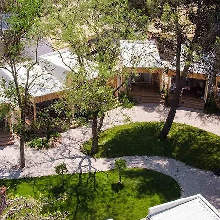 Falkensteiner Premium Mobile Homes And 5* Задар