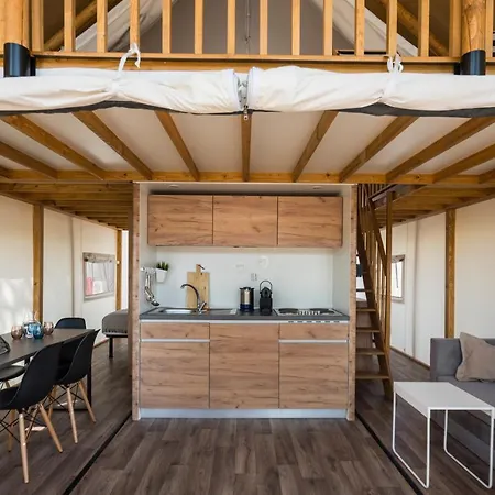 Falkensteiner Premium Mobile Homes And 5* Zadar